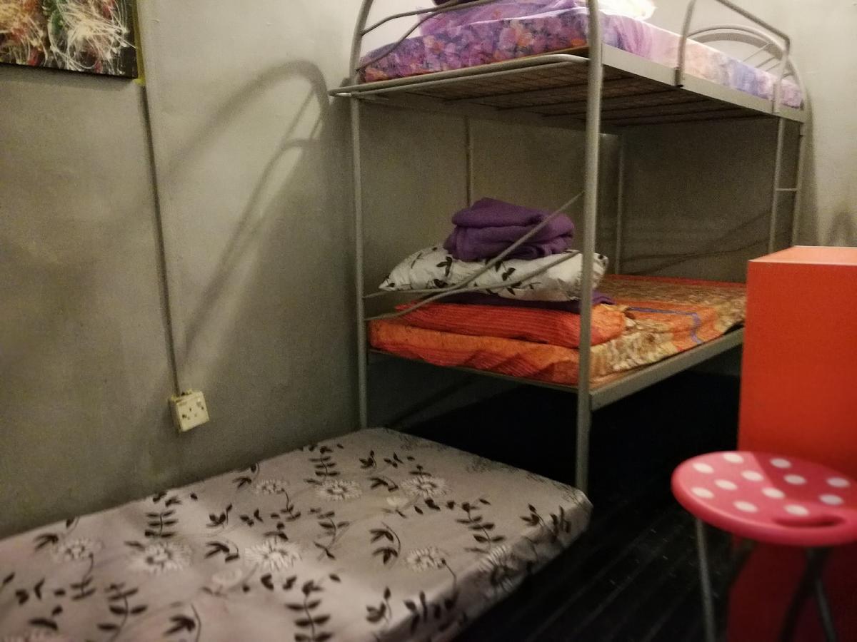 Monkey Motel Cafe Malacca Екстер'єр фото